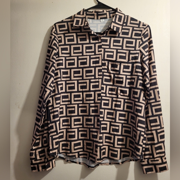 Tops - Geometric Patterned Black and Brown